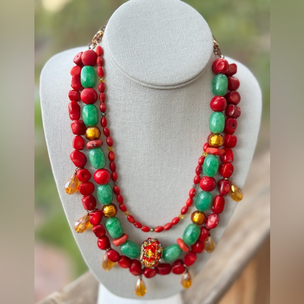 🌺 Vintage Multistrand Coral & Jade Beaded Statement Necklace w/AB accents